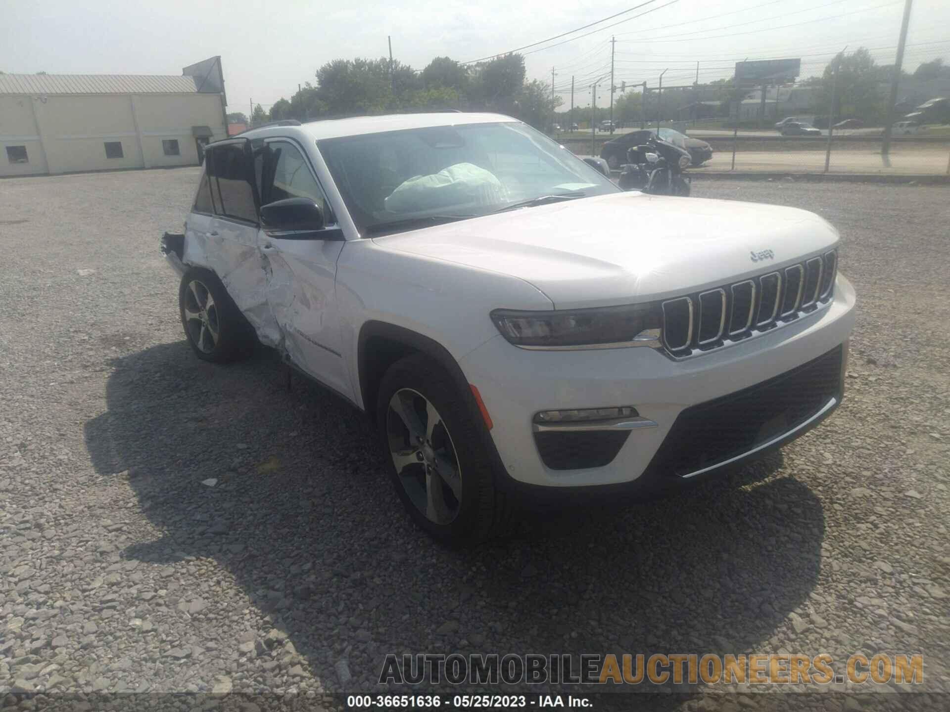 1C4RJHBG9PC555163 JEEP GRAND CHEROKEE 2023