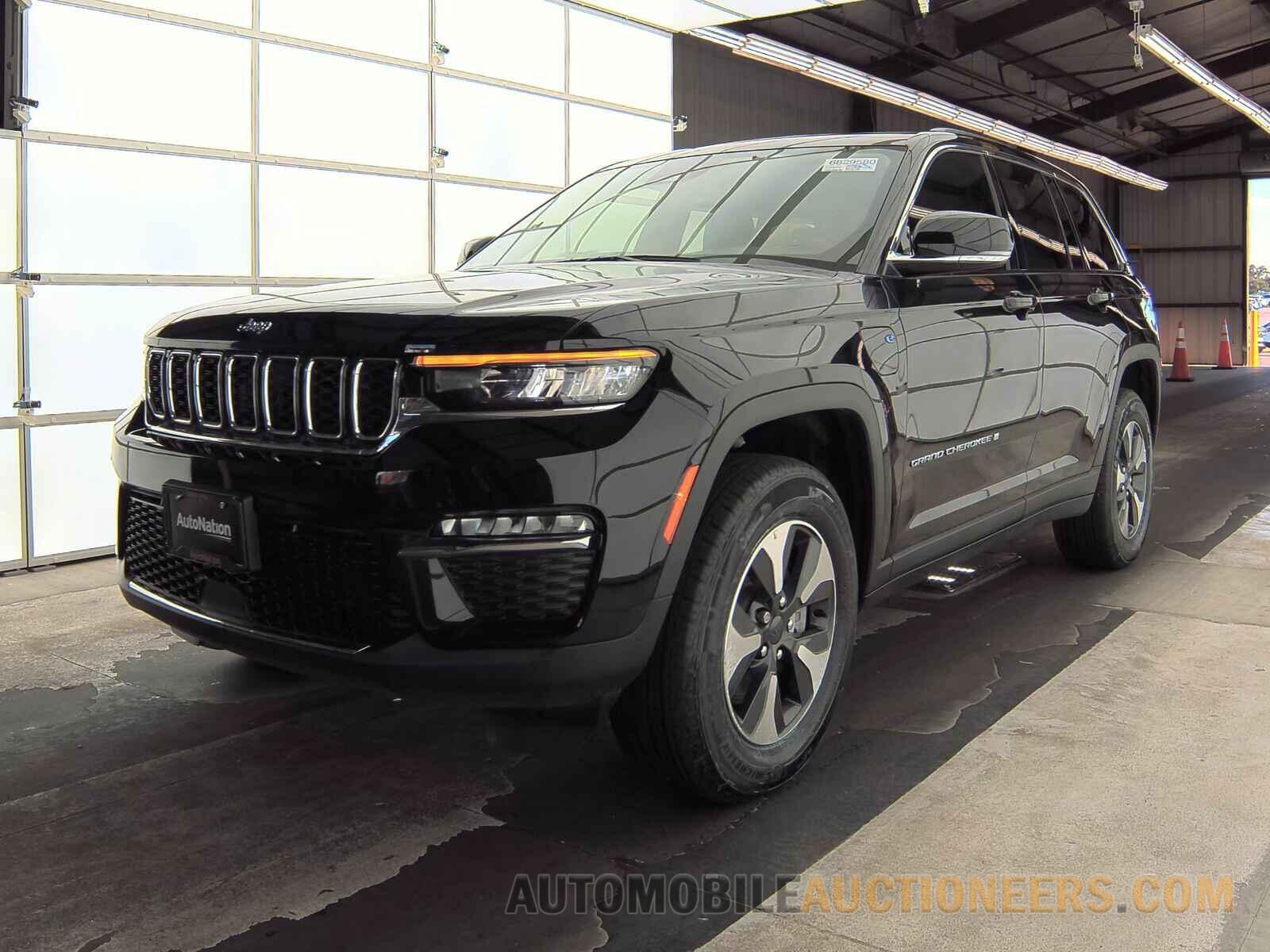 1C4RJYB63P8775487 Jeep Grand Cherokee 2023