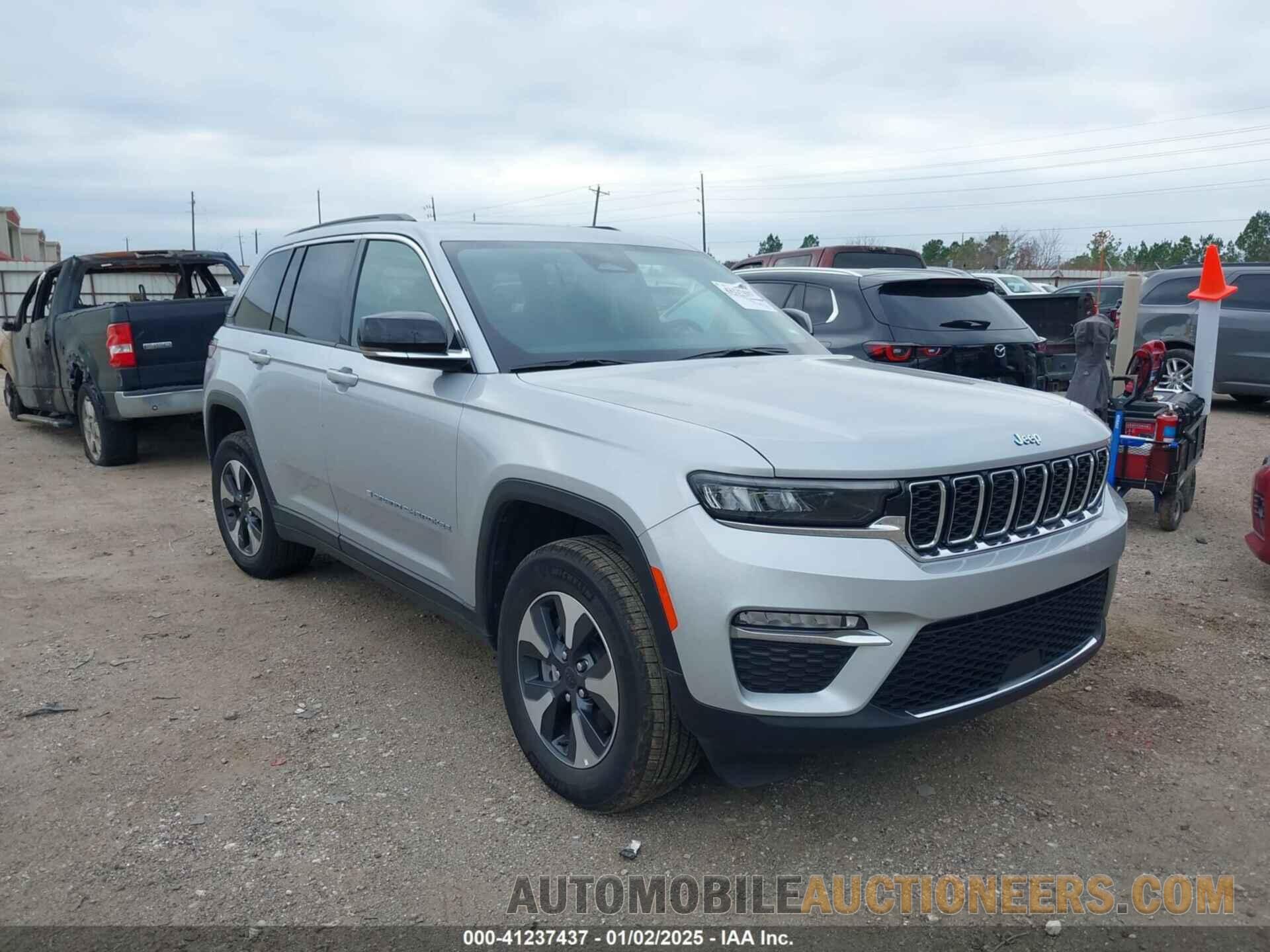 1C4RJYB65RC120649 JEEP GRAND CHEROKEE 4XE 2024