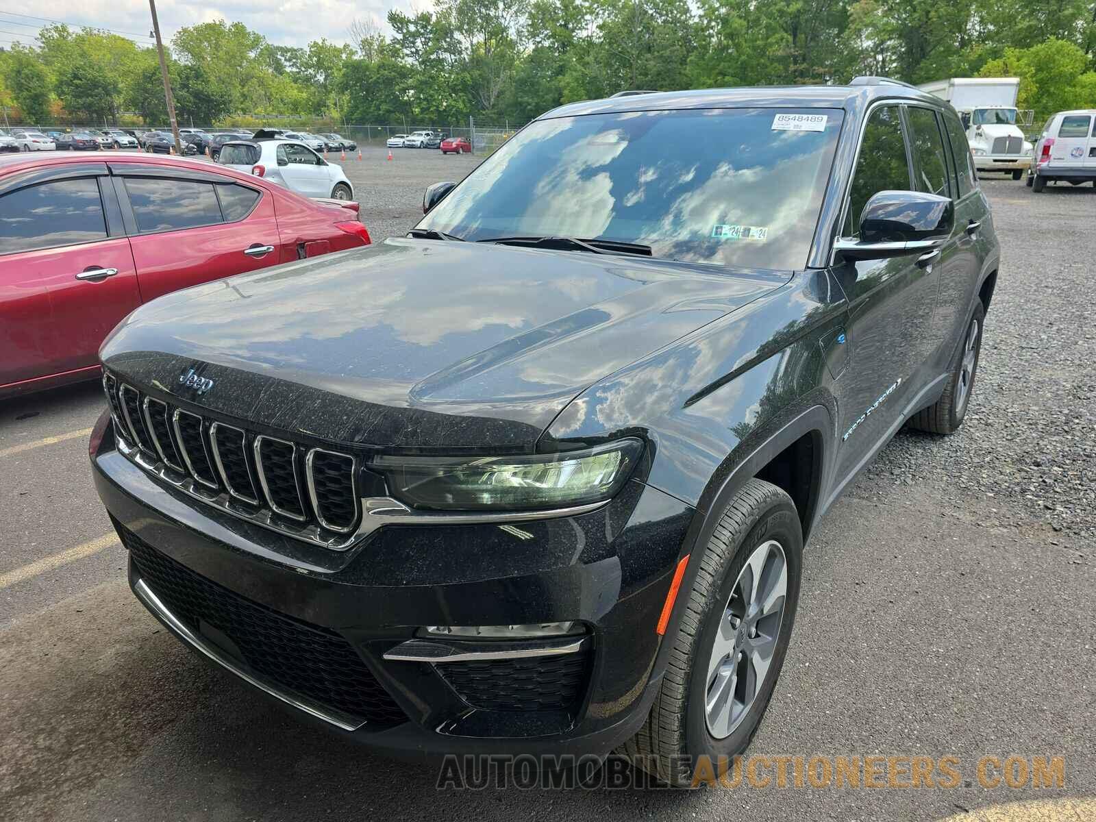 1C4RJYB66N8756221 Jeep Grand Cherokee 2022