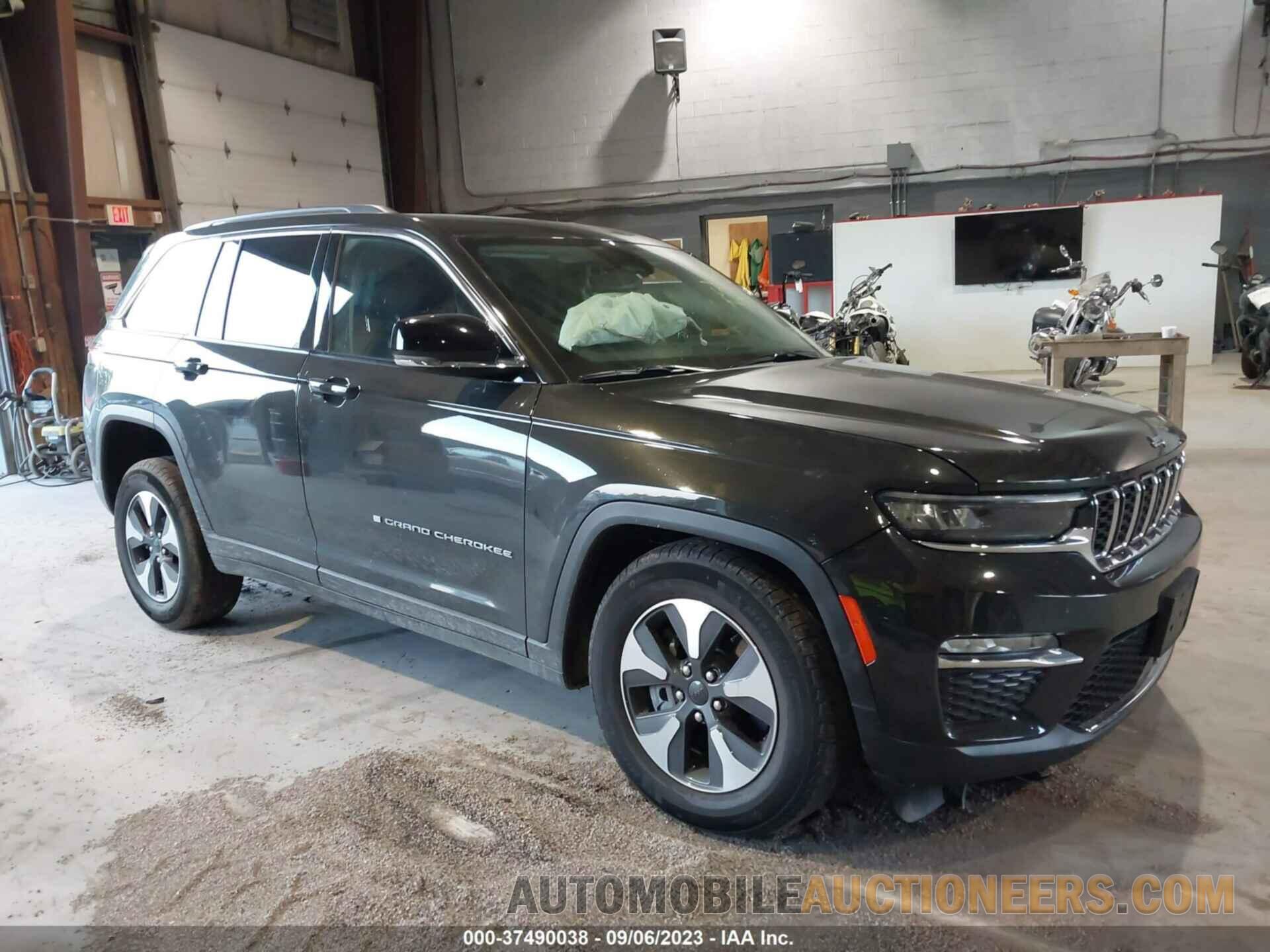 1C4RJYB69P8774814 JEEP GRAND CHEROKEE 4XE 2023