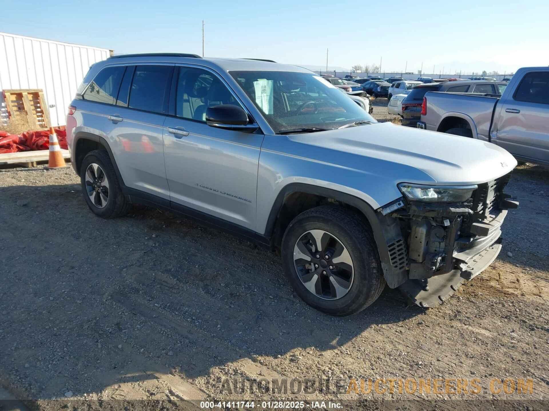 1C4RJYB6XRC142694 JEEP GRAND CHEROKEE 4XE 2024