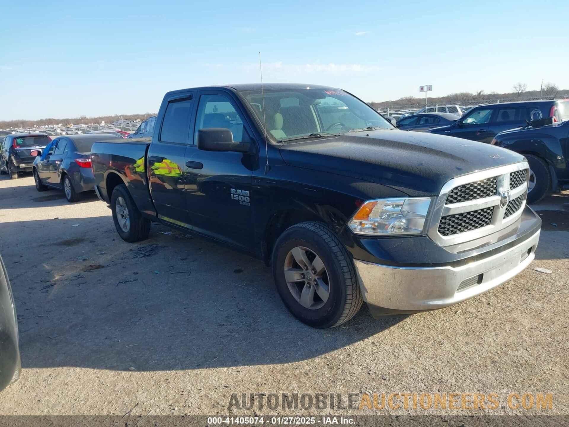 1C6RR6FG0KS673793 RAM 1500 CLASSIC 2019