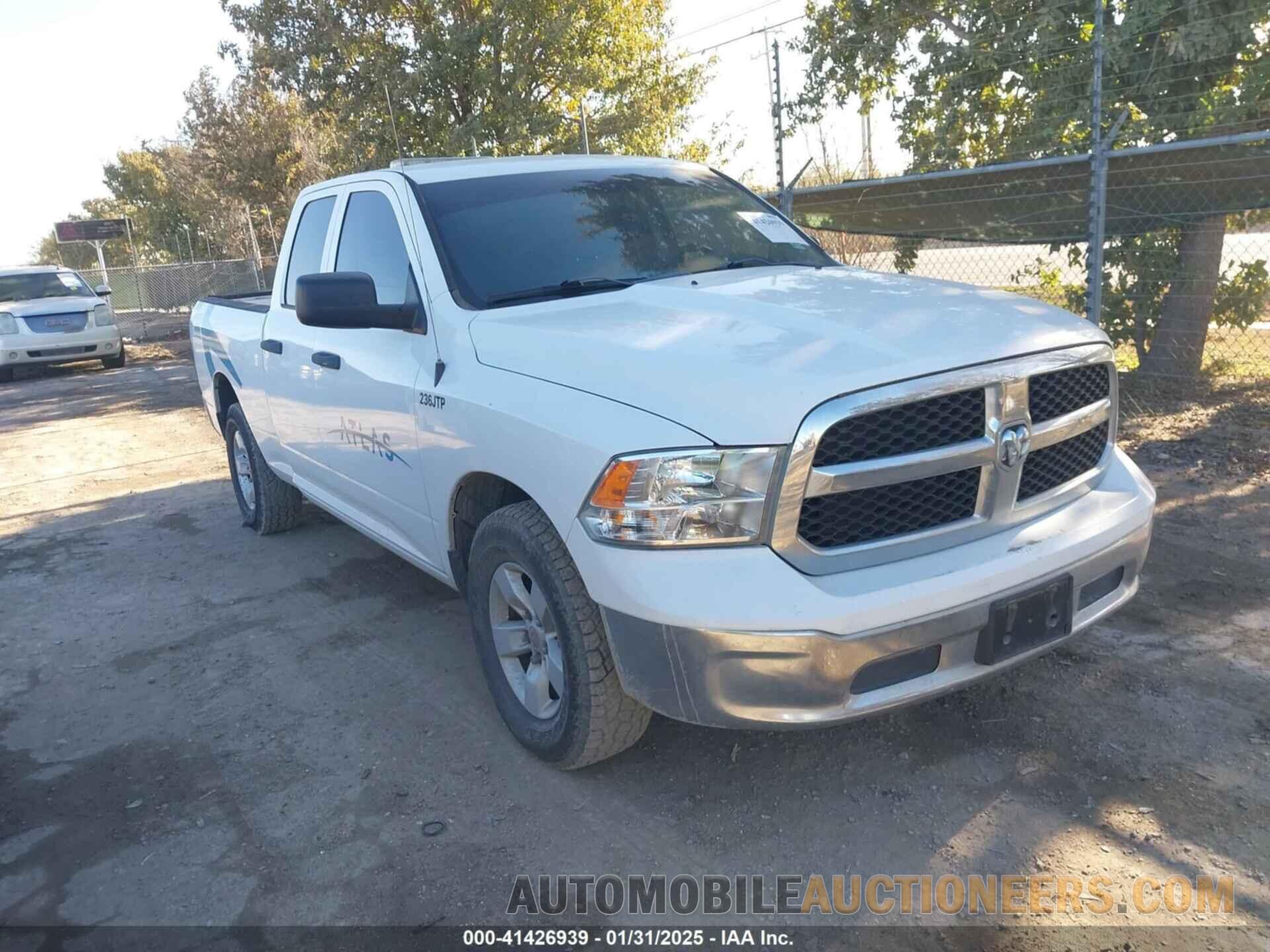 1C6RR6FG3KS604466 RAM 1500 CLASSIC 2019