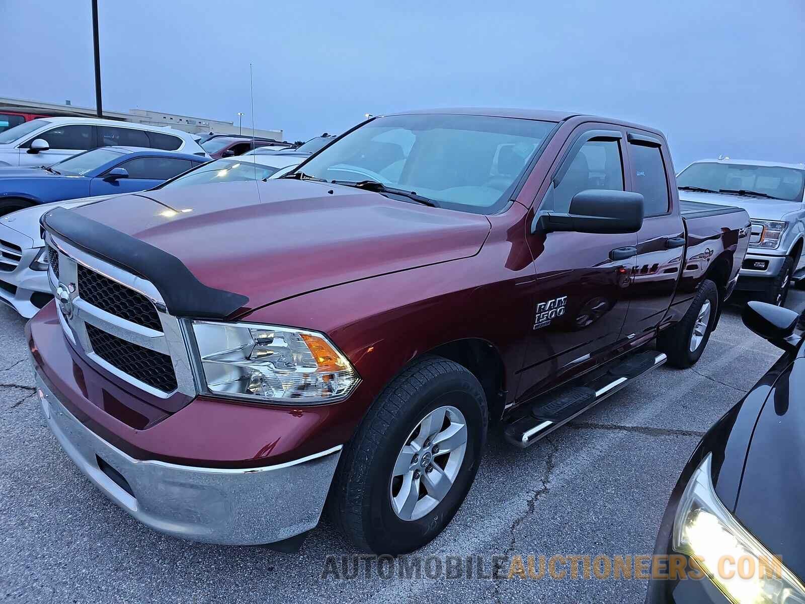 1C6RR6FG4KS530135 Ram 1500 Classic 2019