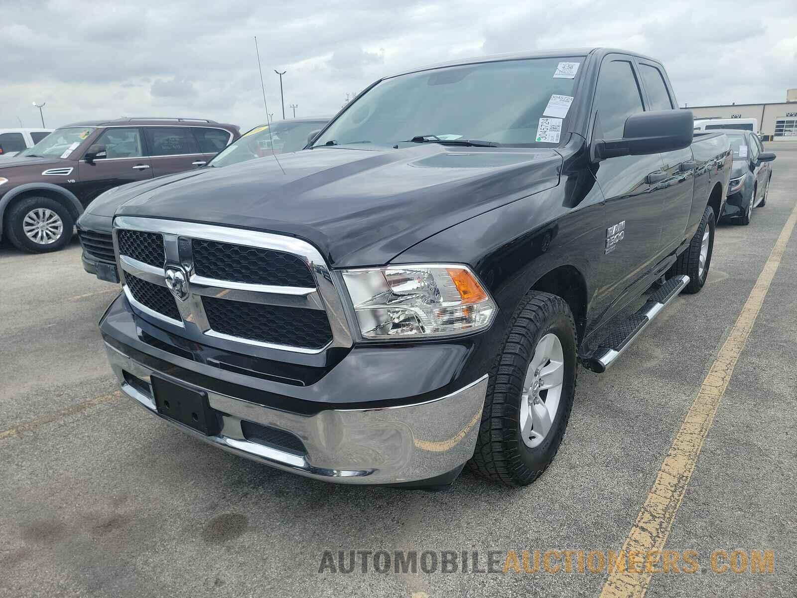 1C6RR6FG4KS586933 Ram 1500 Classic 2019