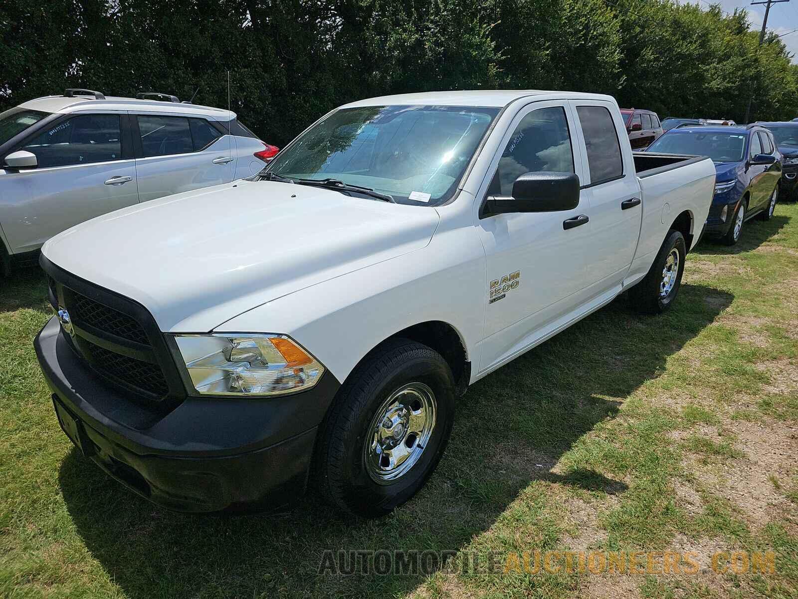 1C6RR6FG4KS685798 Ram 1500 Classic 2019