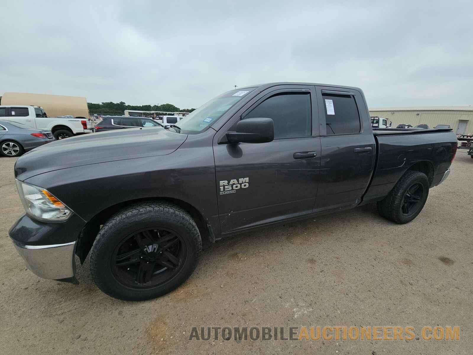 1C6RR6FG5KS681310 Ram 1500 Classic 2019