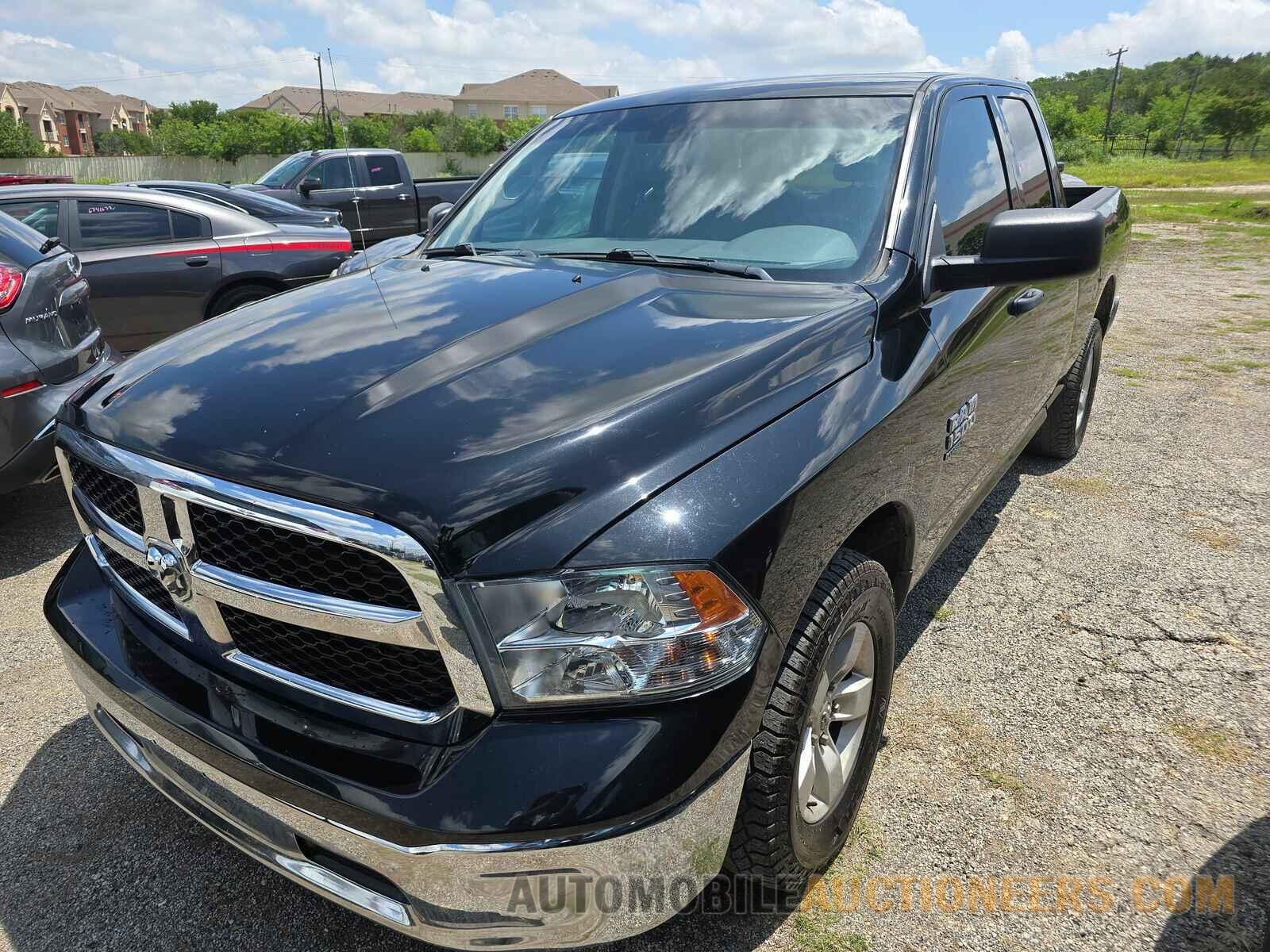 1C6RR6FG7KS733701 Ram 1500 Classic 2019