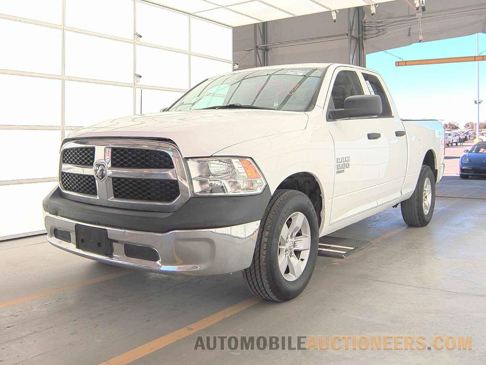 1C6RR6FT1KS654084 Ram 1500 Classic 2019