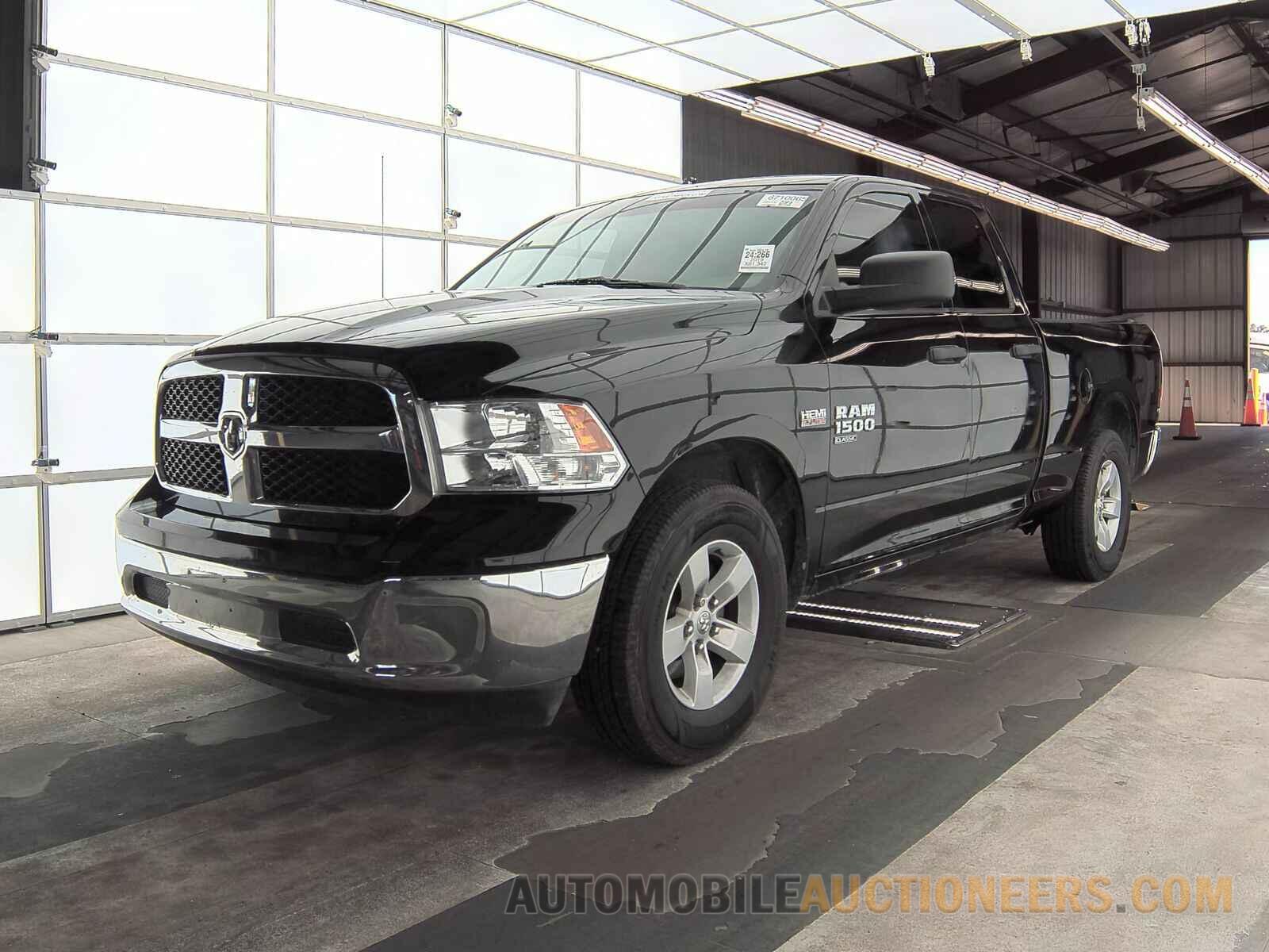 1C6RR6FT5KS720572 Ram 1500 Classic 2019