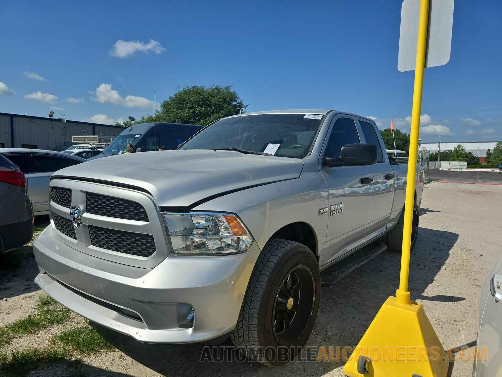 1C6RR6FT6FS624200 Ram 1500 Ex 2015