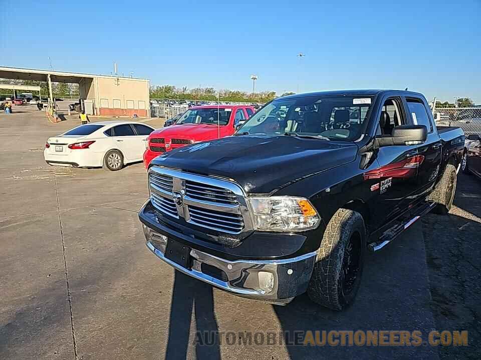 1C6RR6LT3KS604193 Ram 1500 Classic 2019