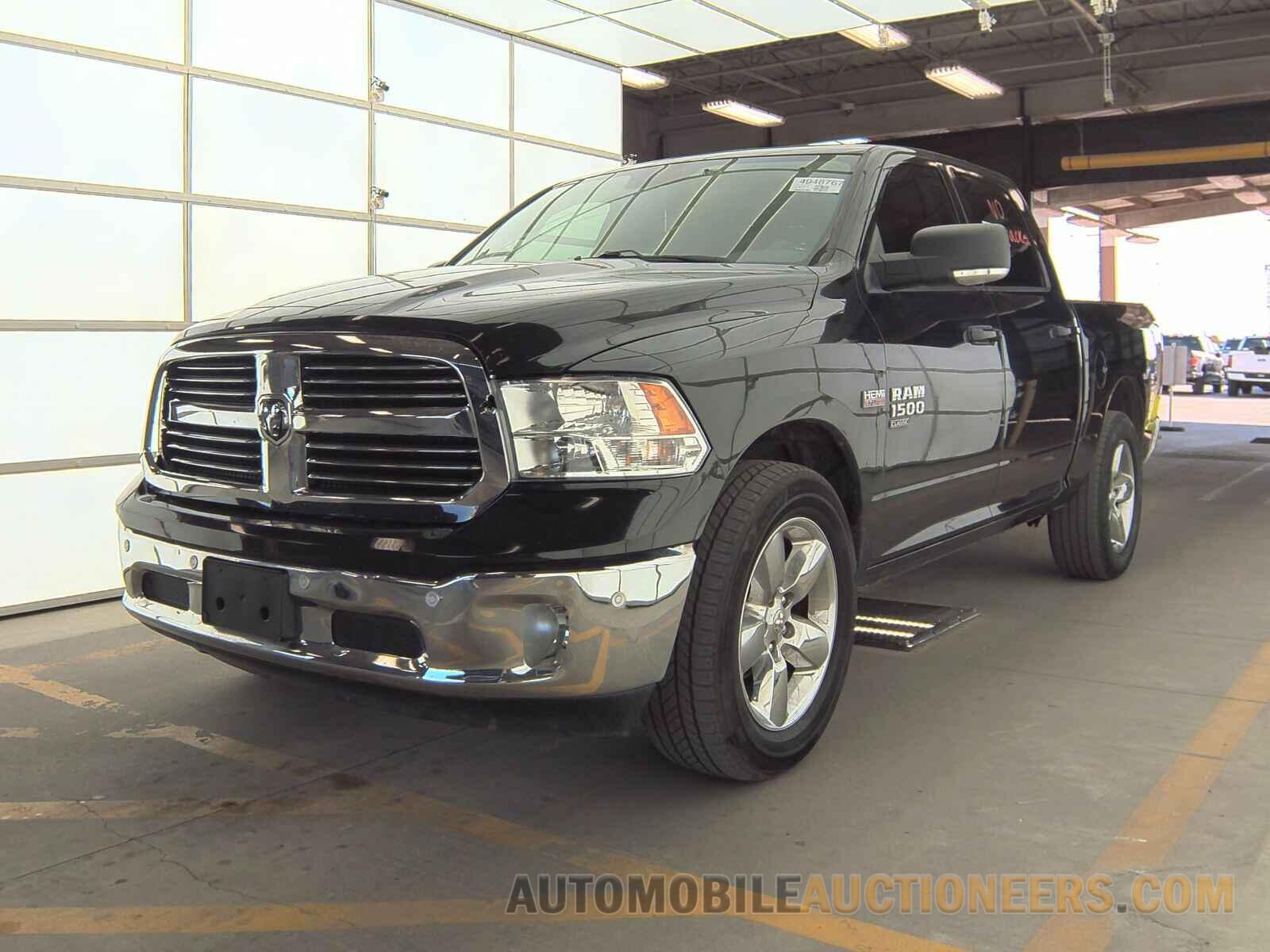 1C6RR6LT4KS549575 Ram 1500 Classic 2019