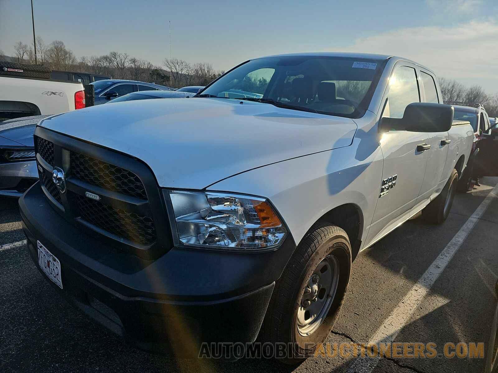 1C6RR7FG1KS708847 Ram 1500 Classic 2019