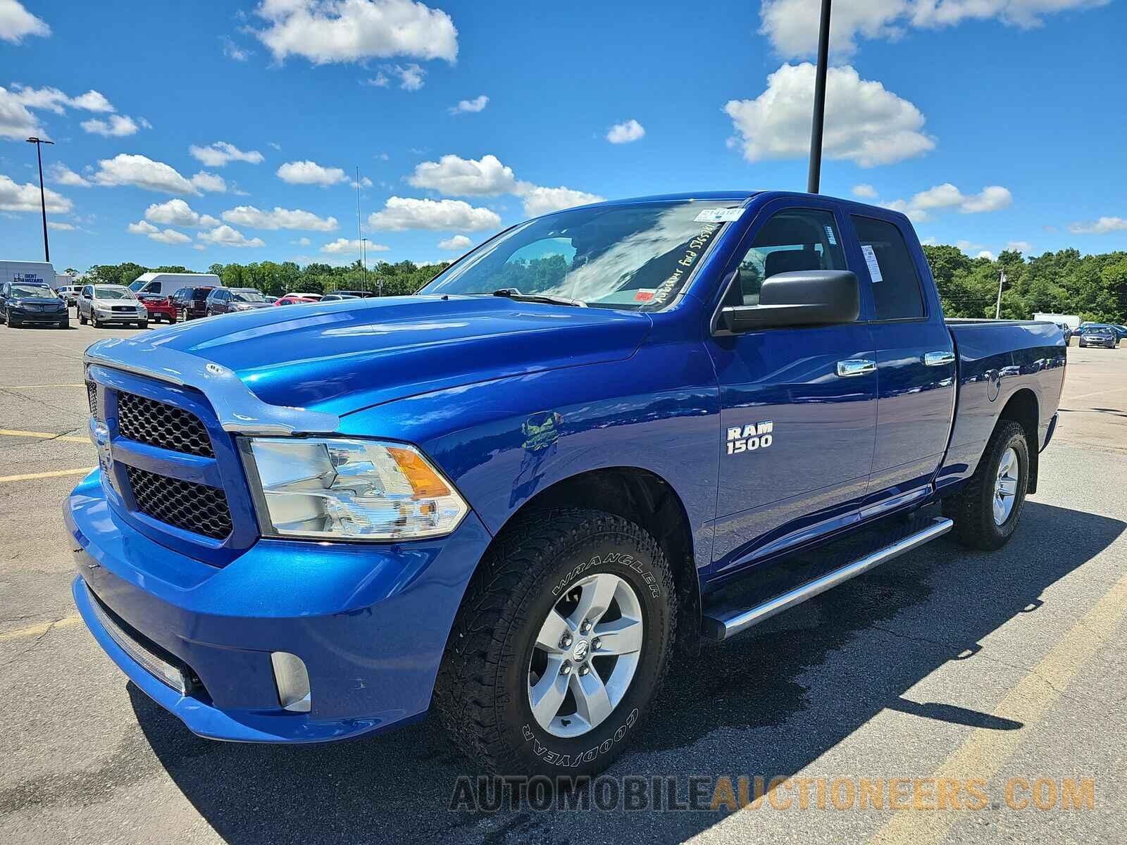 1C6RR7FG4JS207109 Ram 1500 Ex 2018