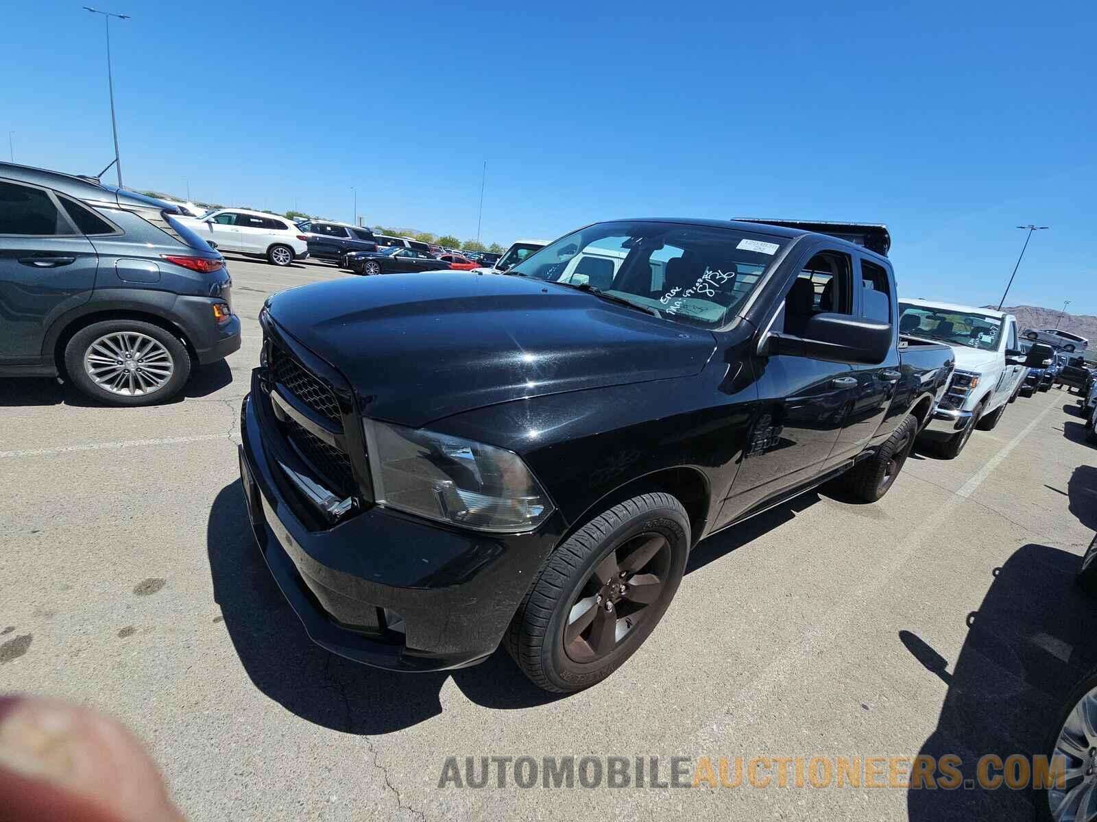 1C6RR7FG7KS718136 Ram 1500 Classic 2019