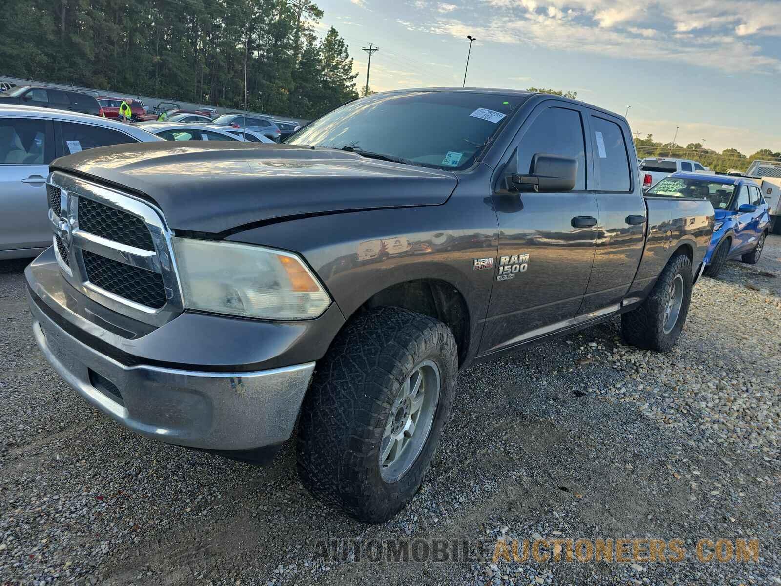 1C6RR7FT1KS580932 Ram 1500 Classic 2019