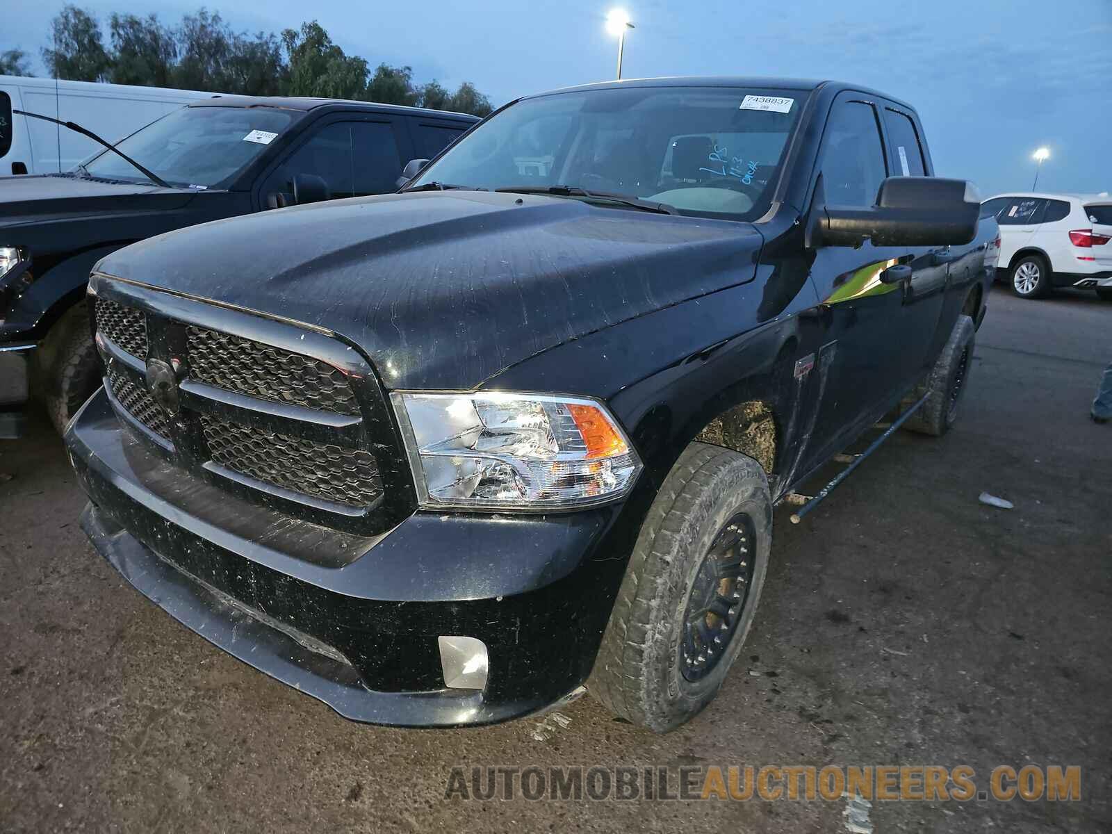 1C6RR7FT2JS329108 Ram 1500 Ex 2018