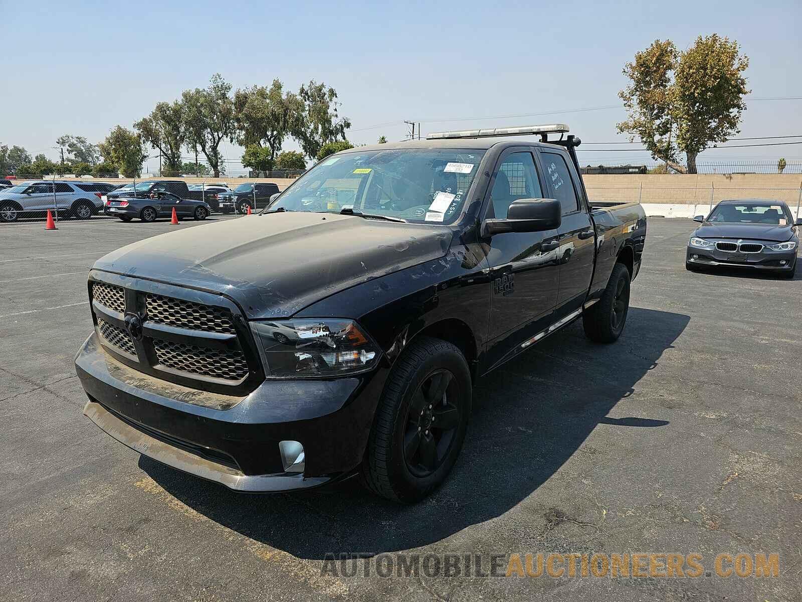 1C6RR7FT8MS507964 Ram 1500 Classic 2021