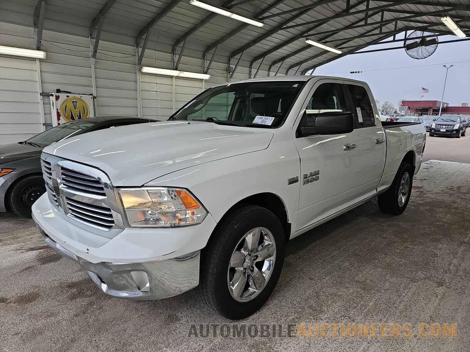 1C6RR7GT8FS704098 Ram 1500 2015