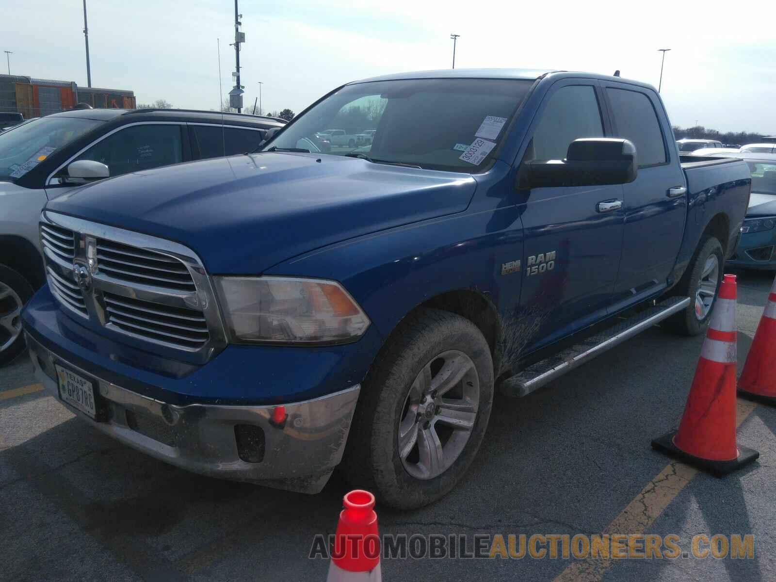 1C6RR7LT7FS761219 Ram 1500 2015