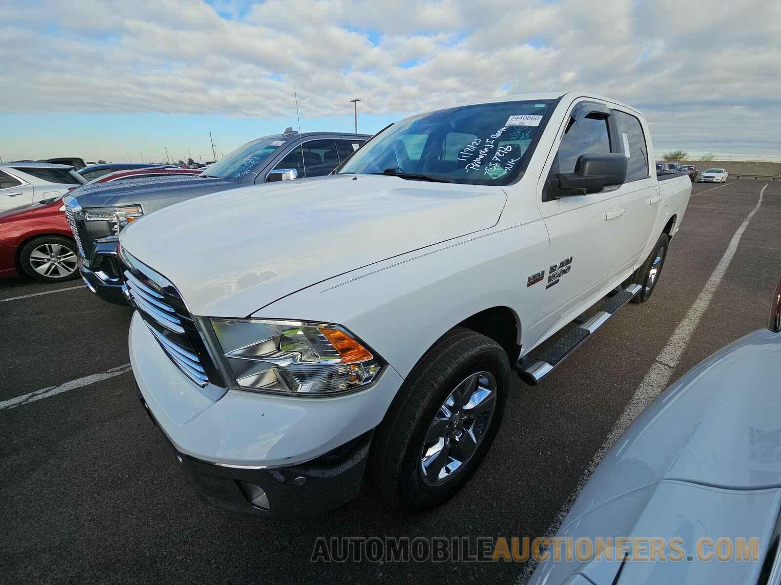 1C6RR7LT8KS557216 Ram 1500 Classic 2019