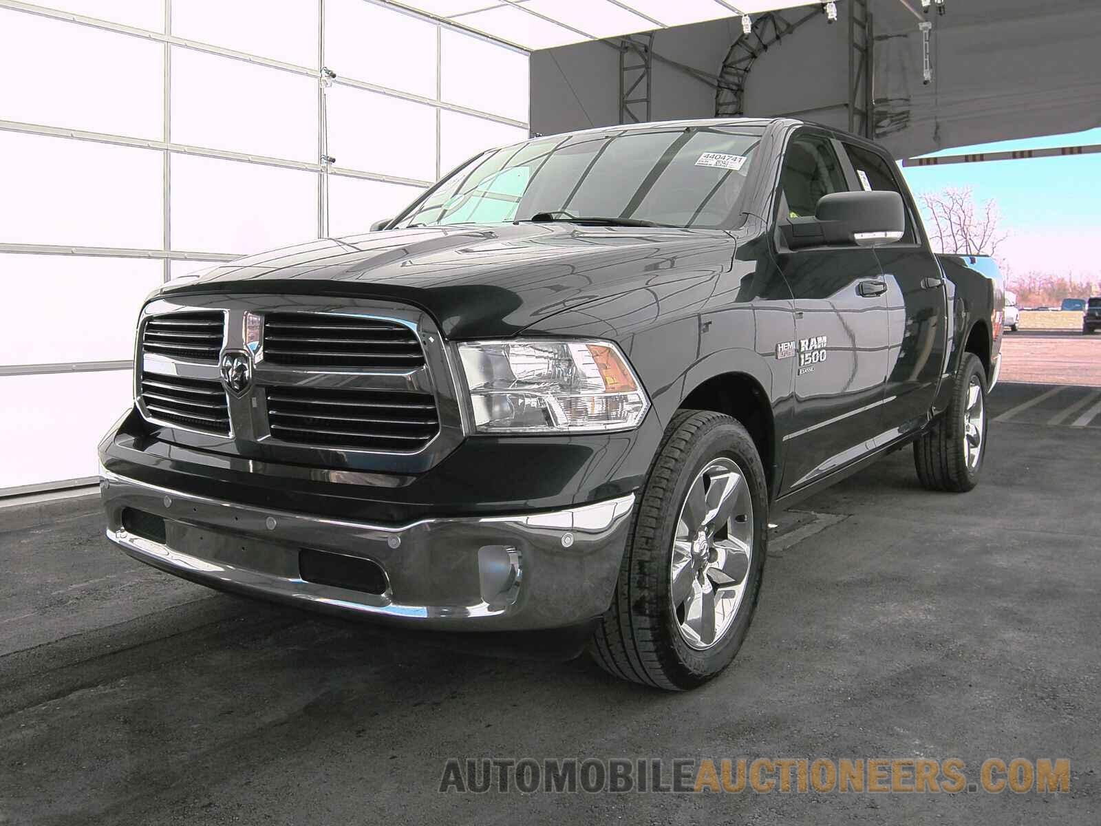 1C6RR7LT8KS570340 Ram 1500 Classic 2019