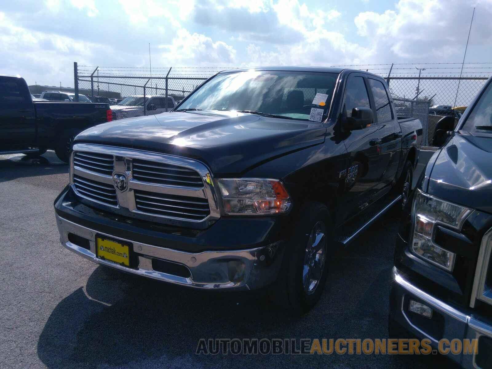 1C6RR7LT8KS636708 Ram 1500 Classic 2019