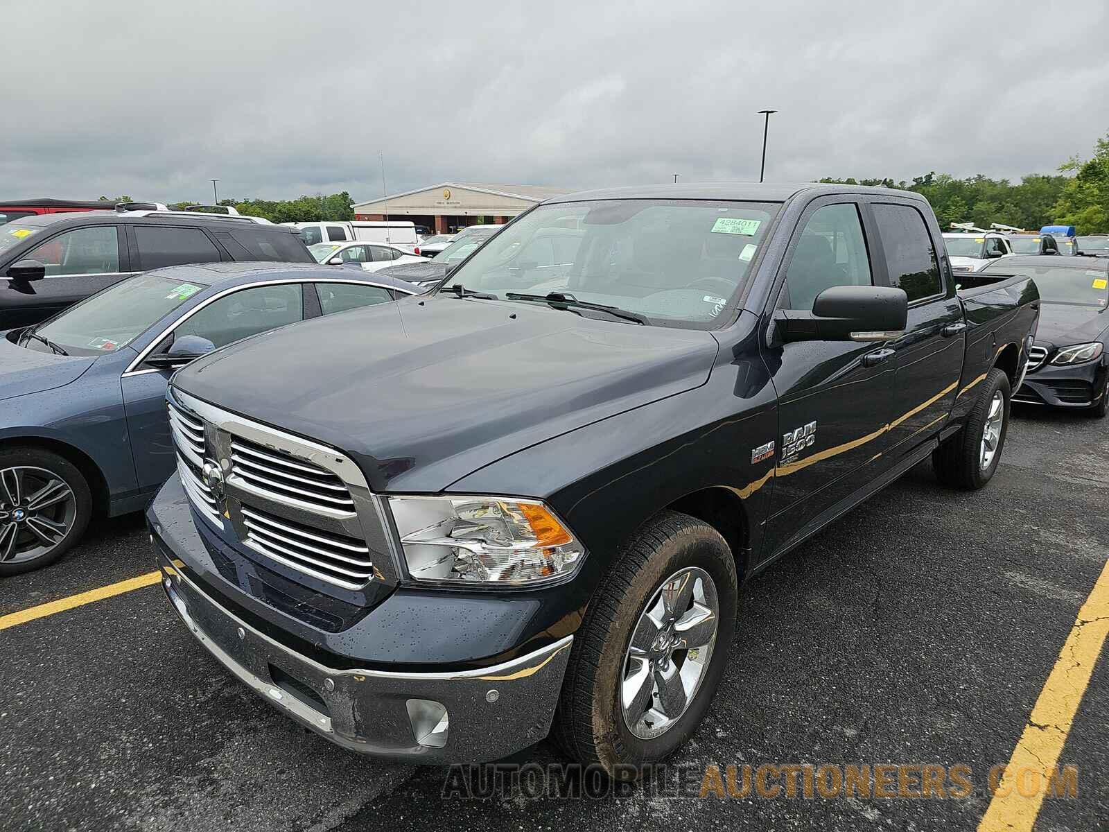 1C6RR7TT1KS696118 Ram 1500 Classic 2019