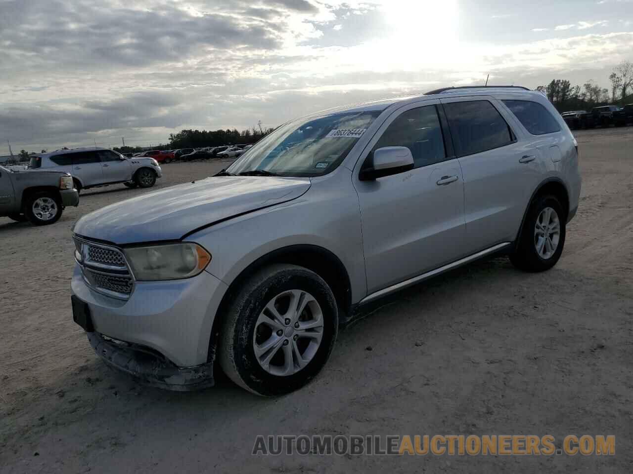 1D4RD2GG8BC617127 DODGE DURANGO 2011