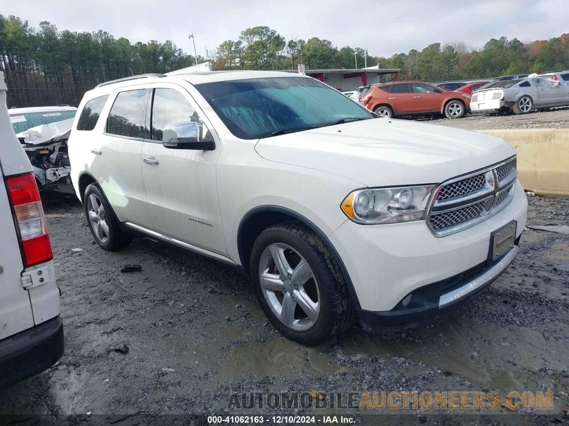 1D4SE5GT0BC661443 DODGE DURANGO 2011