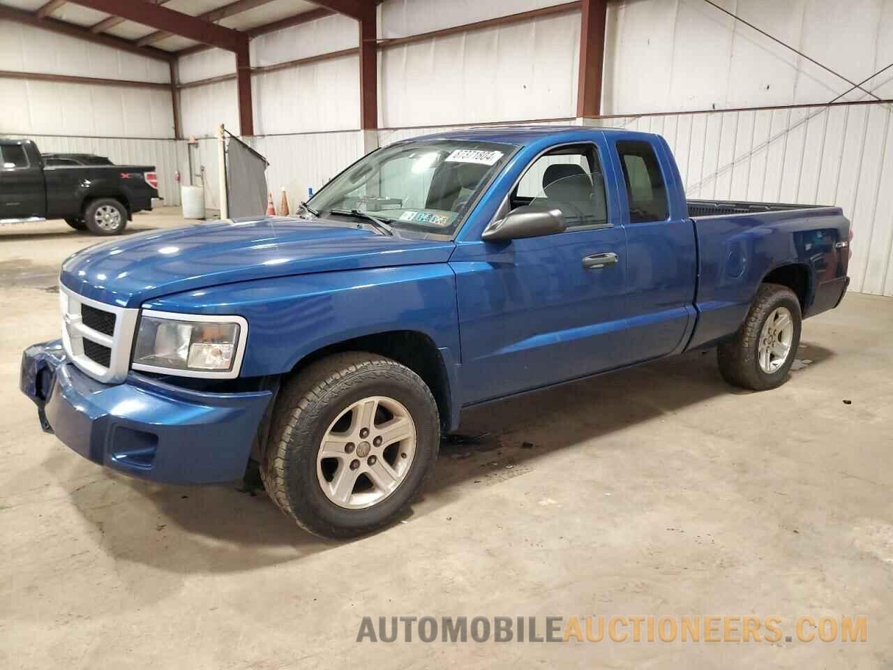 1D7RW3BK8BS670446 DODGE DAKOTA 2011