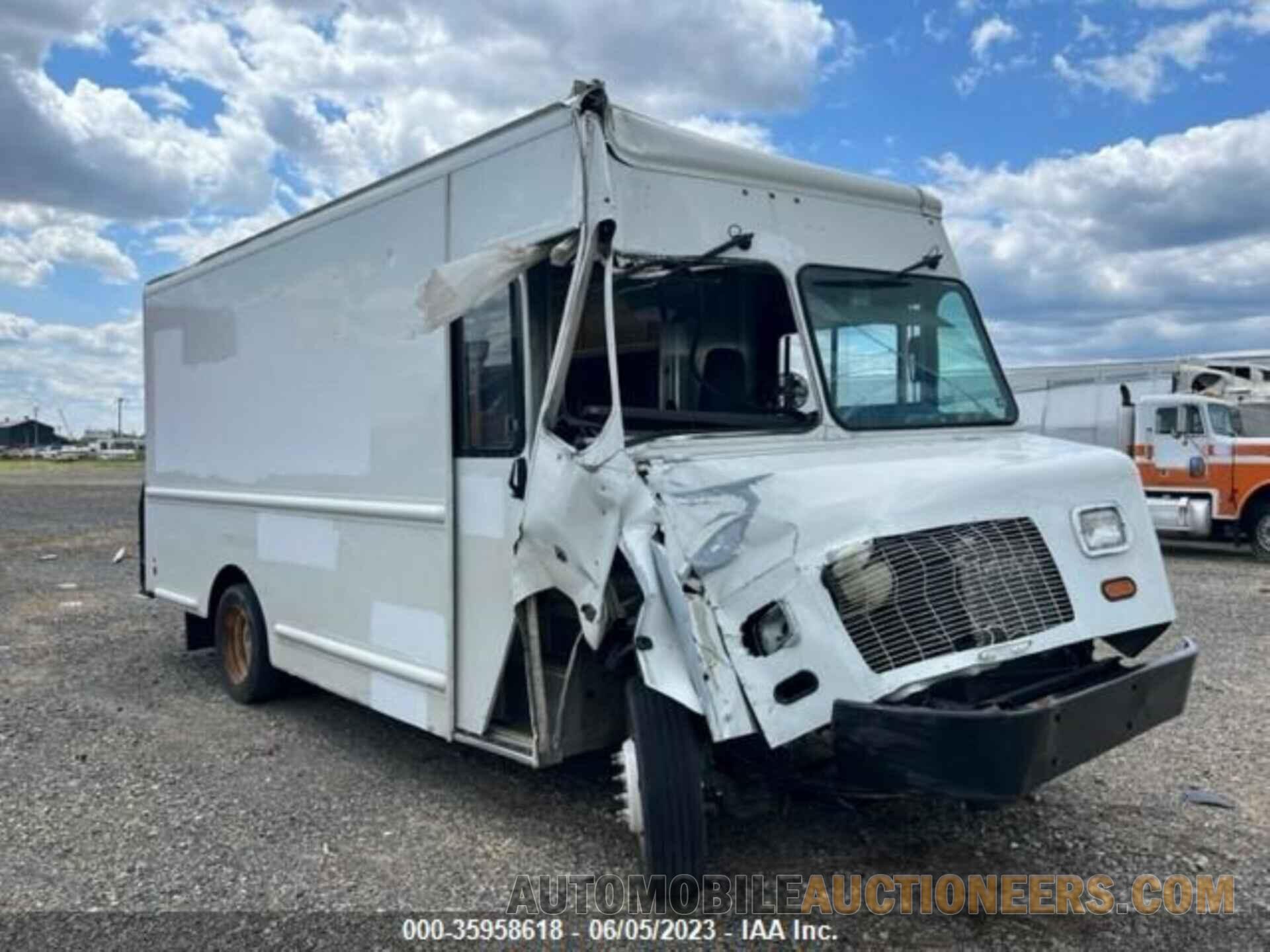 1F64F5KY7J0A16149 FORD F-59 COMMERCIAL STRIPPED 2018