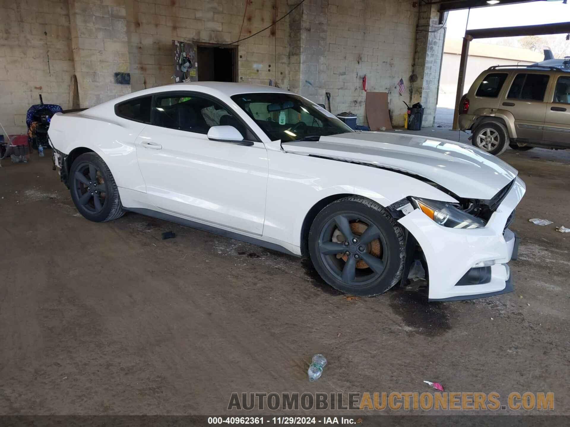 1FA6P8AM0G5320895 FORD MUSTANG 2016