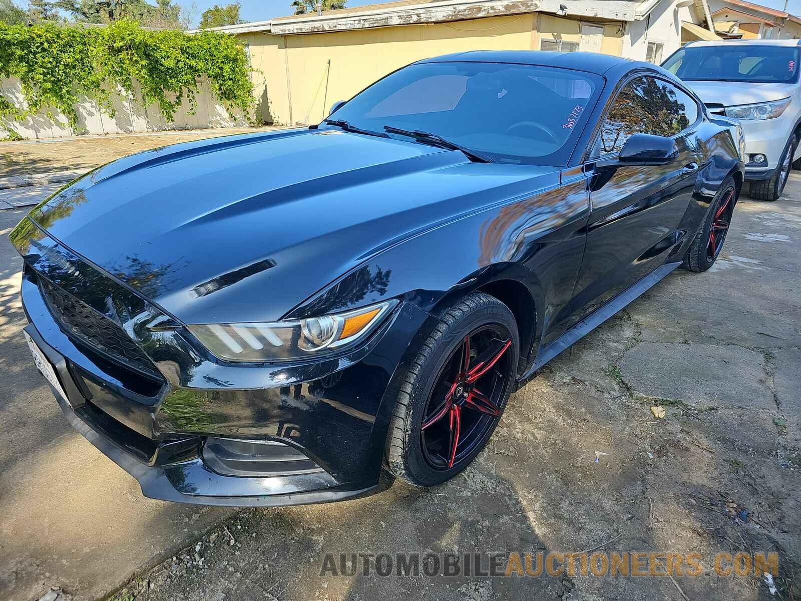 1FA6P8AM2G5231328 Ford Mustang 2016