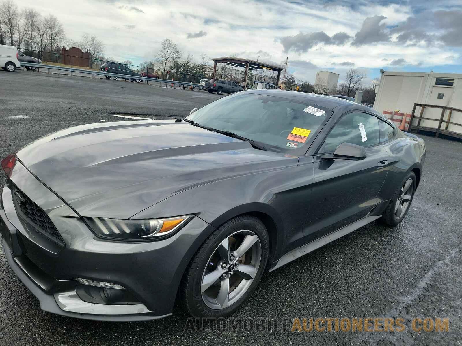 1FA6P8AM3G5332474 Ford Mustang 2016