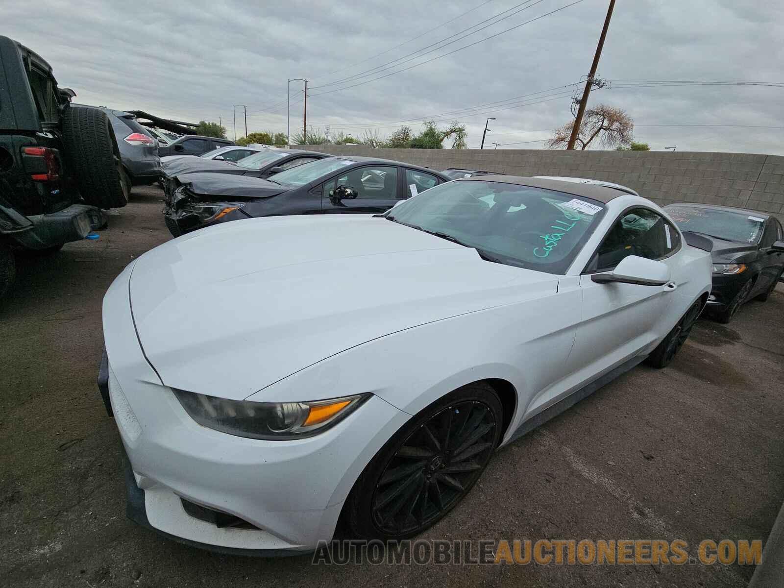 1FA6P8AM6F5377469 Ford Mustang 2015