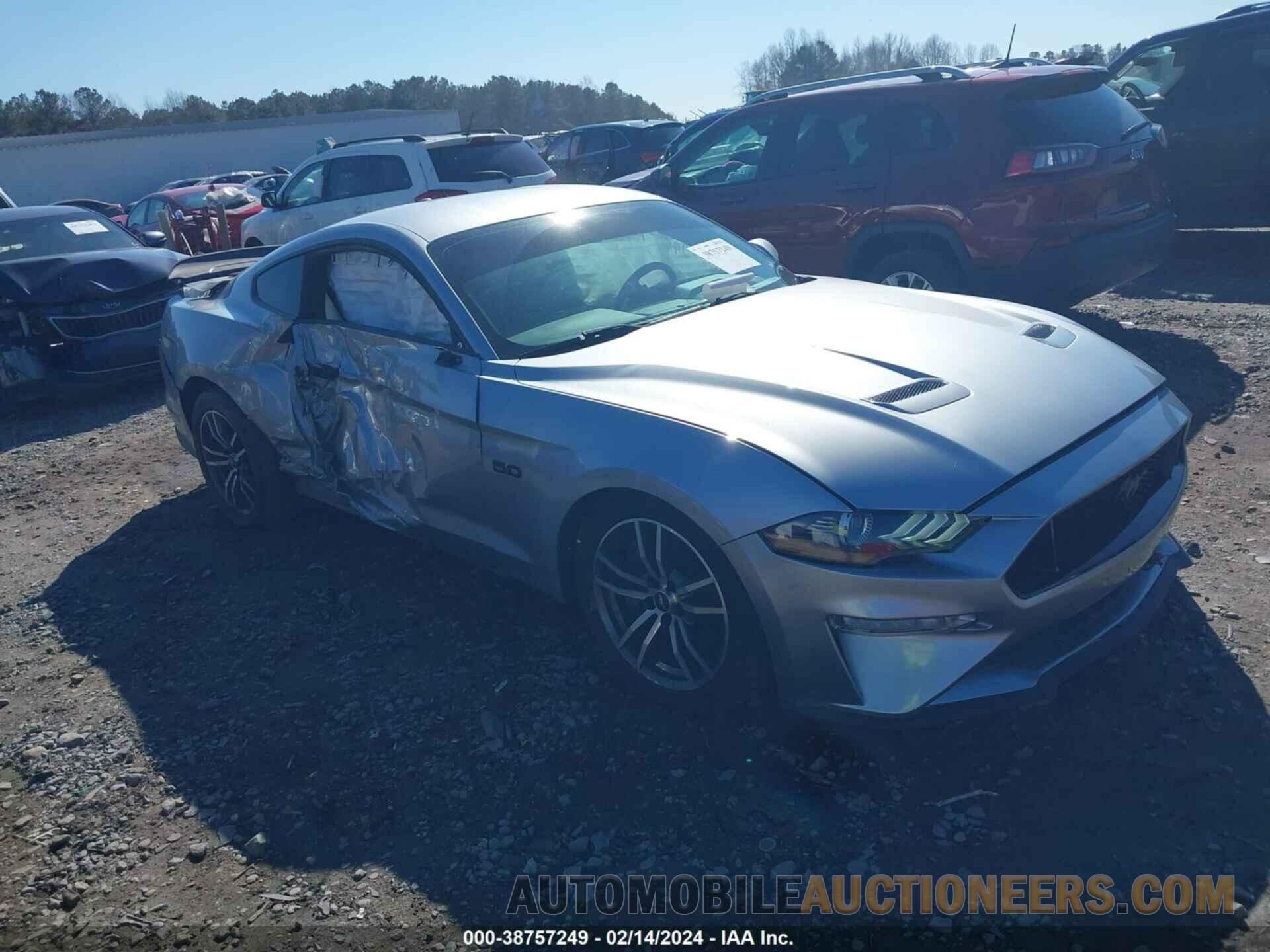 1FA6P8CF1L5118902 FORD MUSTANG 2020