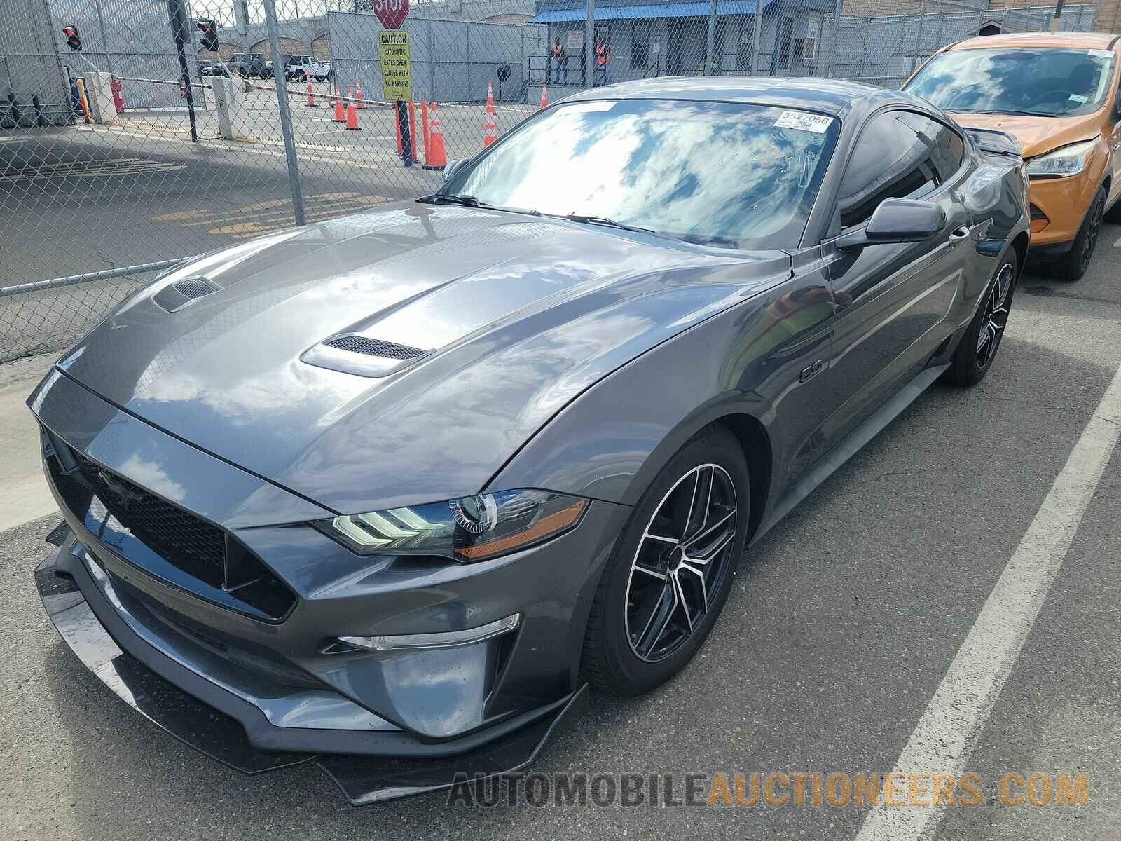 1FA6P8CF2J5162727 Ford Mustang GT 2018