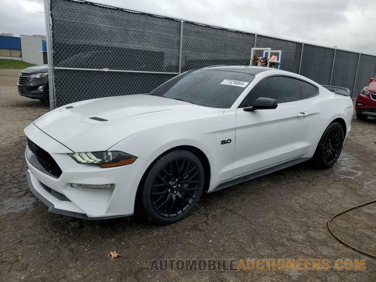 1FA6P8CF2M5135113 FORD MUSTANG 2021