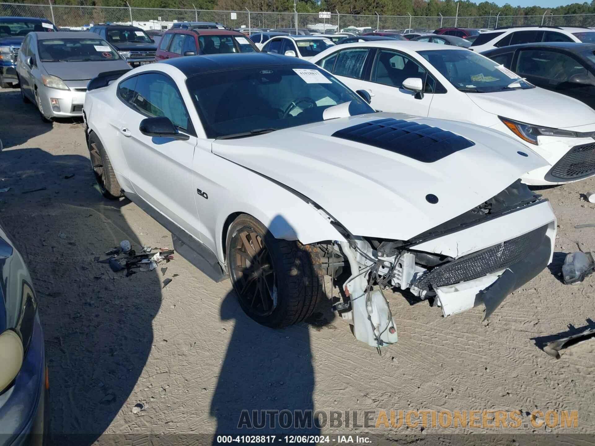 1FA6P8CF2M5152137 FORD MUSTANG 2021