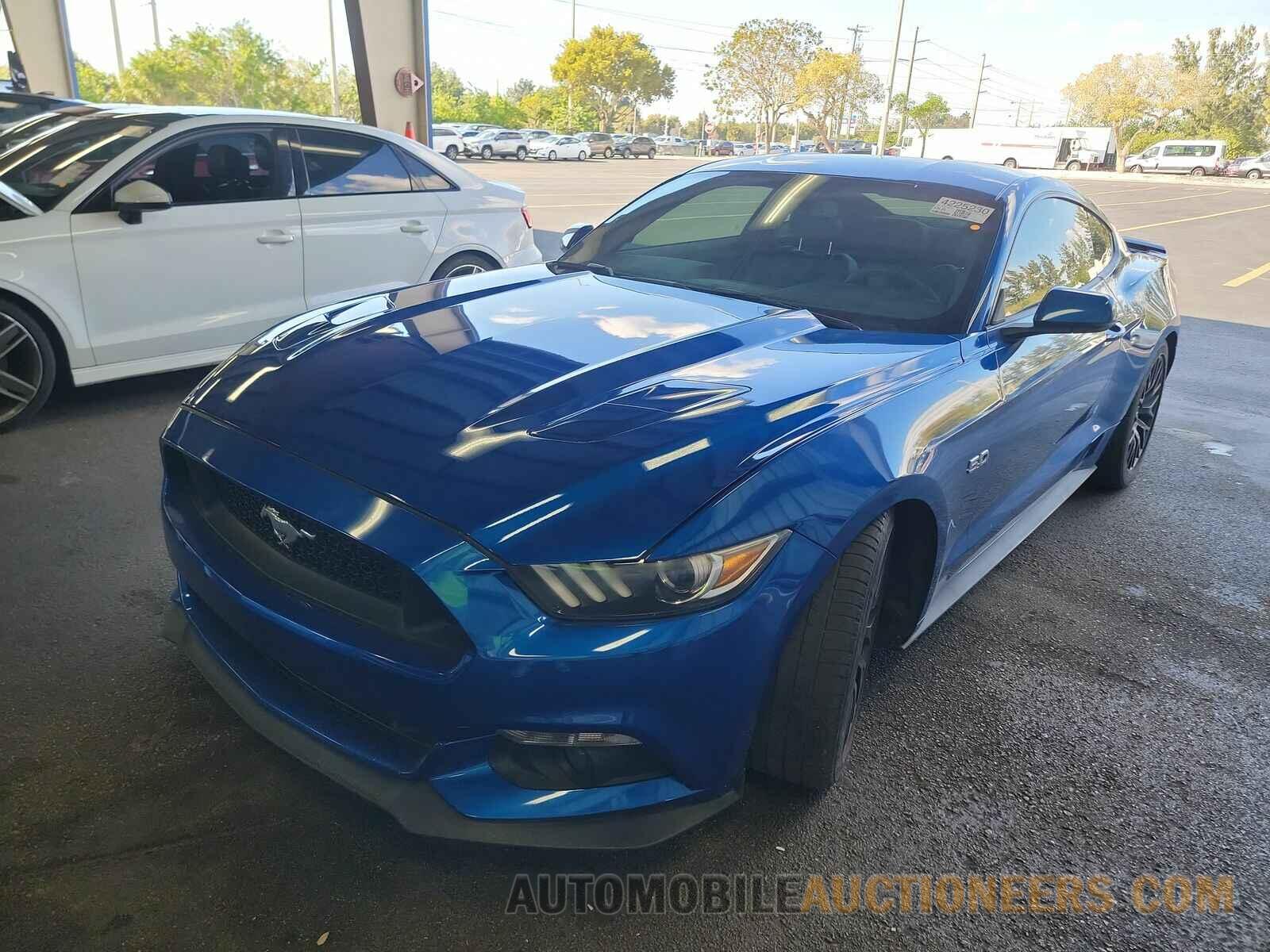 1FA6P8CF3H5212206 Ford Mustang GT 2017