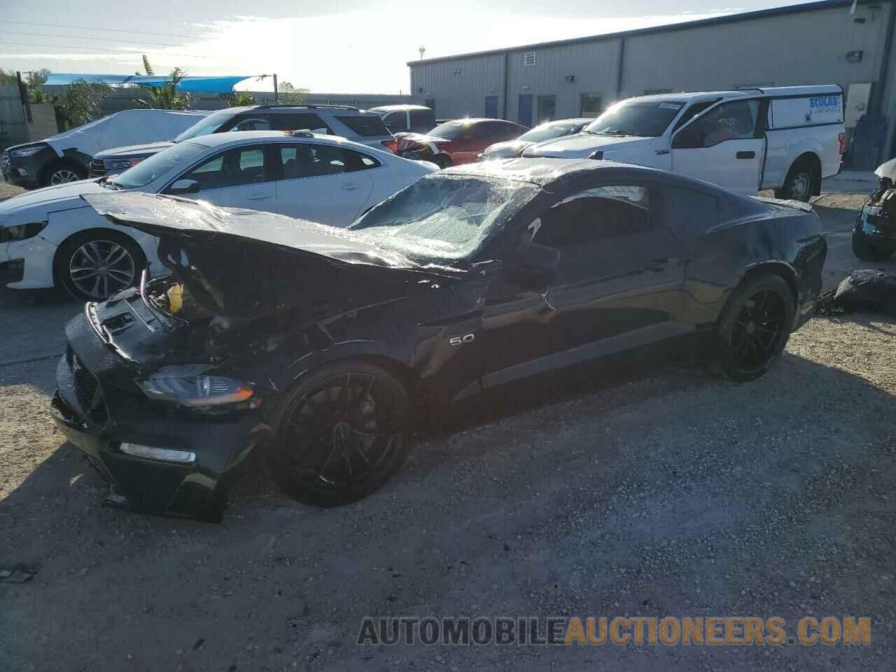 1FA6P8CF7M5137780 FORD MUSTANG 2021