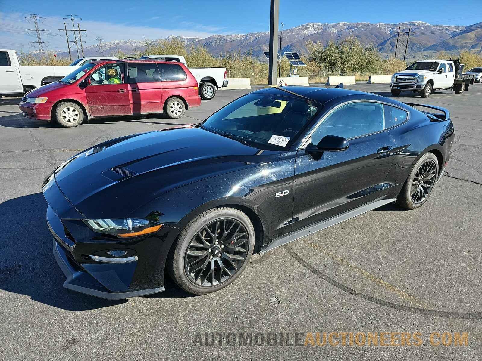 1FA6P8CF8M5129560 Ford Mustang GT 2021