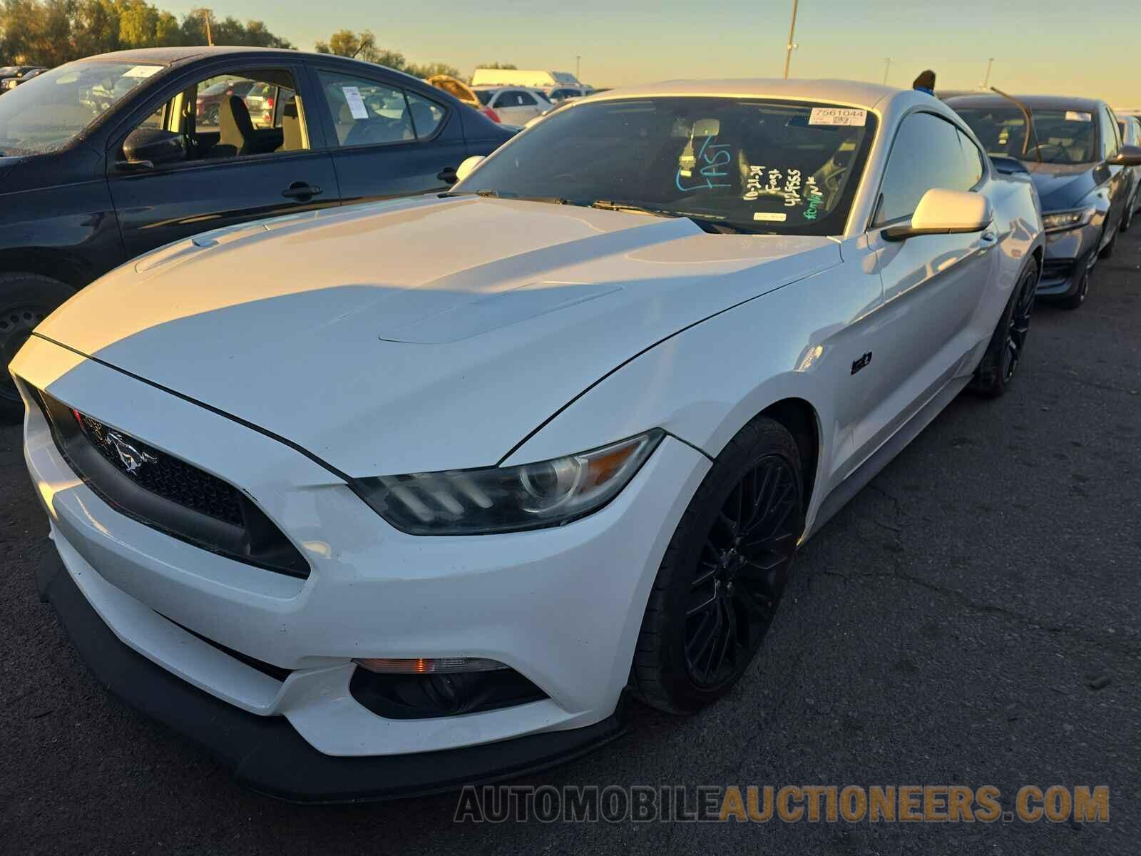 1FA6P8CFXF5429555 Ford Mustang GT 2015