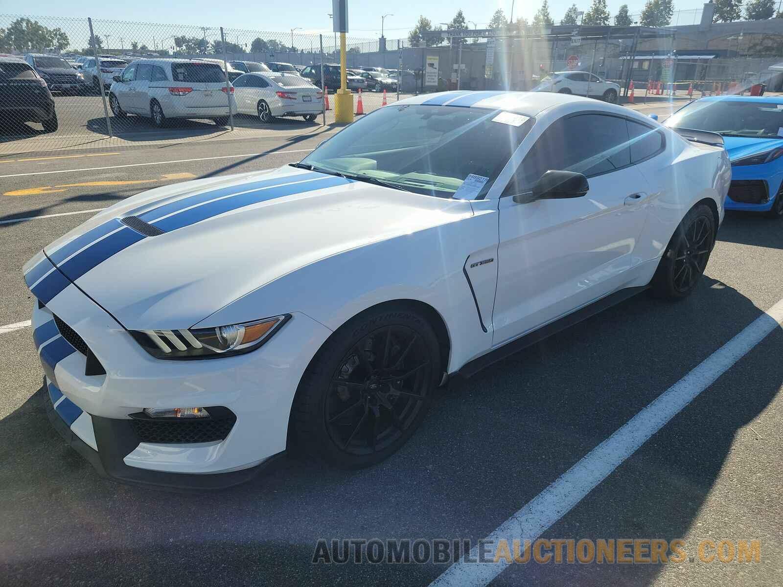 1FA6P8JZ4J5504403 Ford Mustang 2018