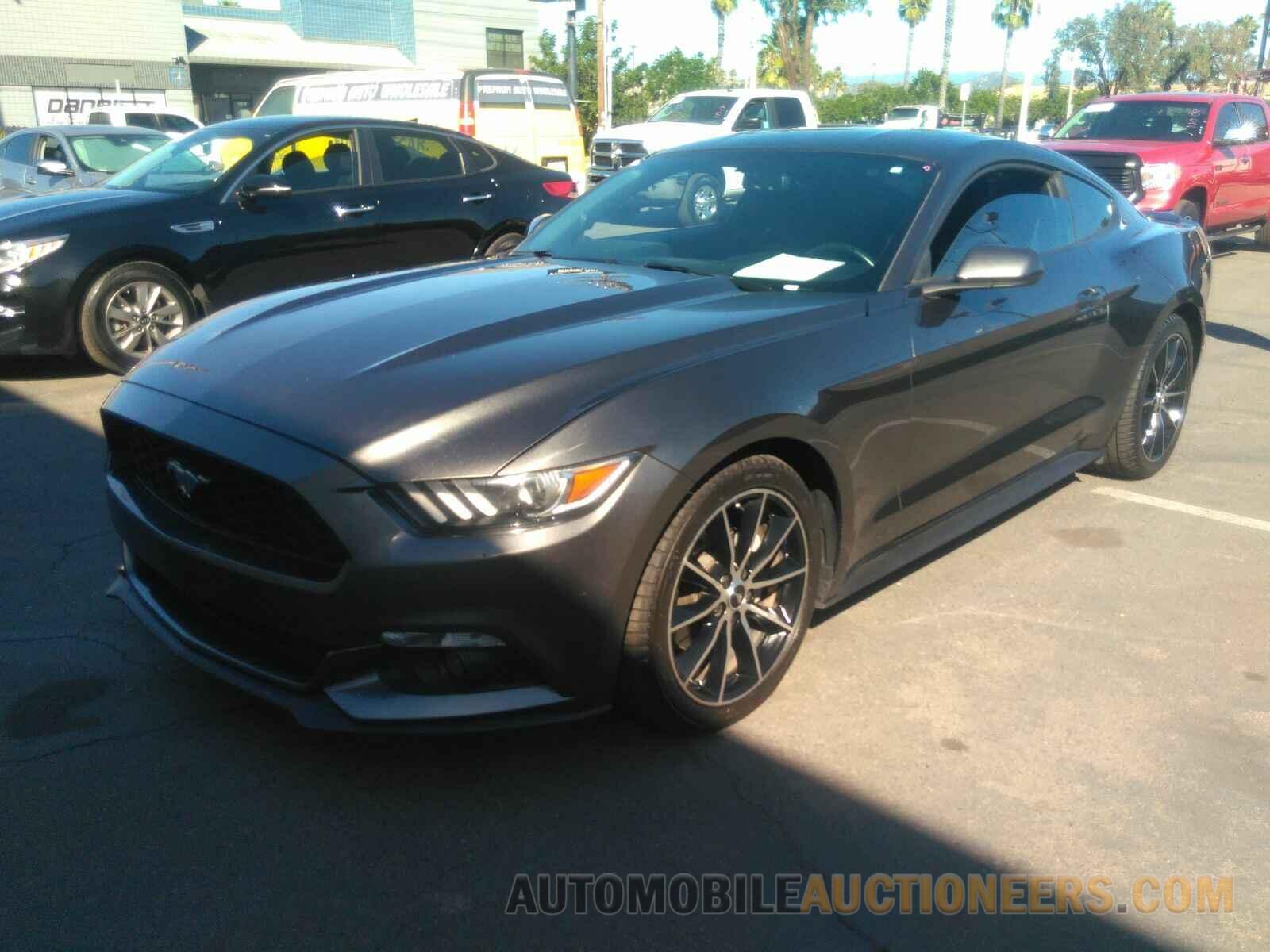 1FA6P8TH2G5268590 Ford Mustang 2016