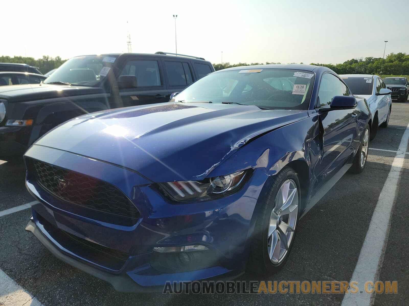 1FA6P8TH4F5411067 Ford Mustang 2015