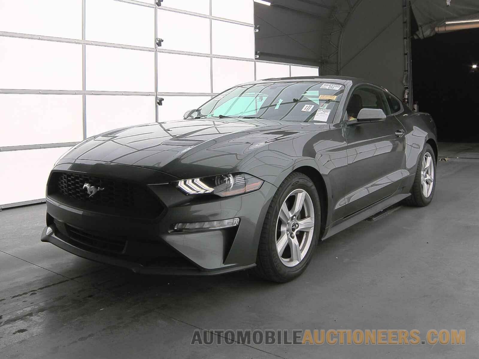 1FA6P8TH4J5106452 Ford Mustang 2018